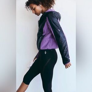 Free People‎ Movement Women’s Purple and Black fleece/tech Jacket size Medium
